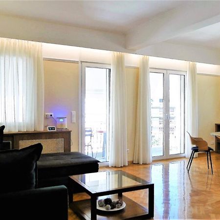 Smart And Elegant Home In The Centre Of Athens Luaran gambar