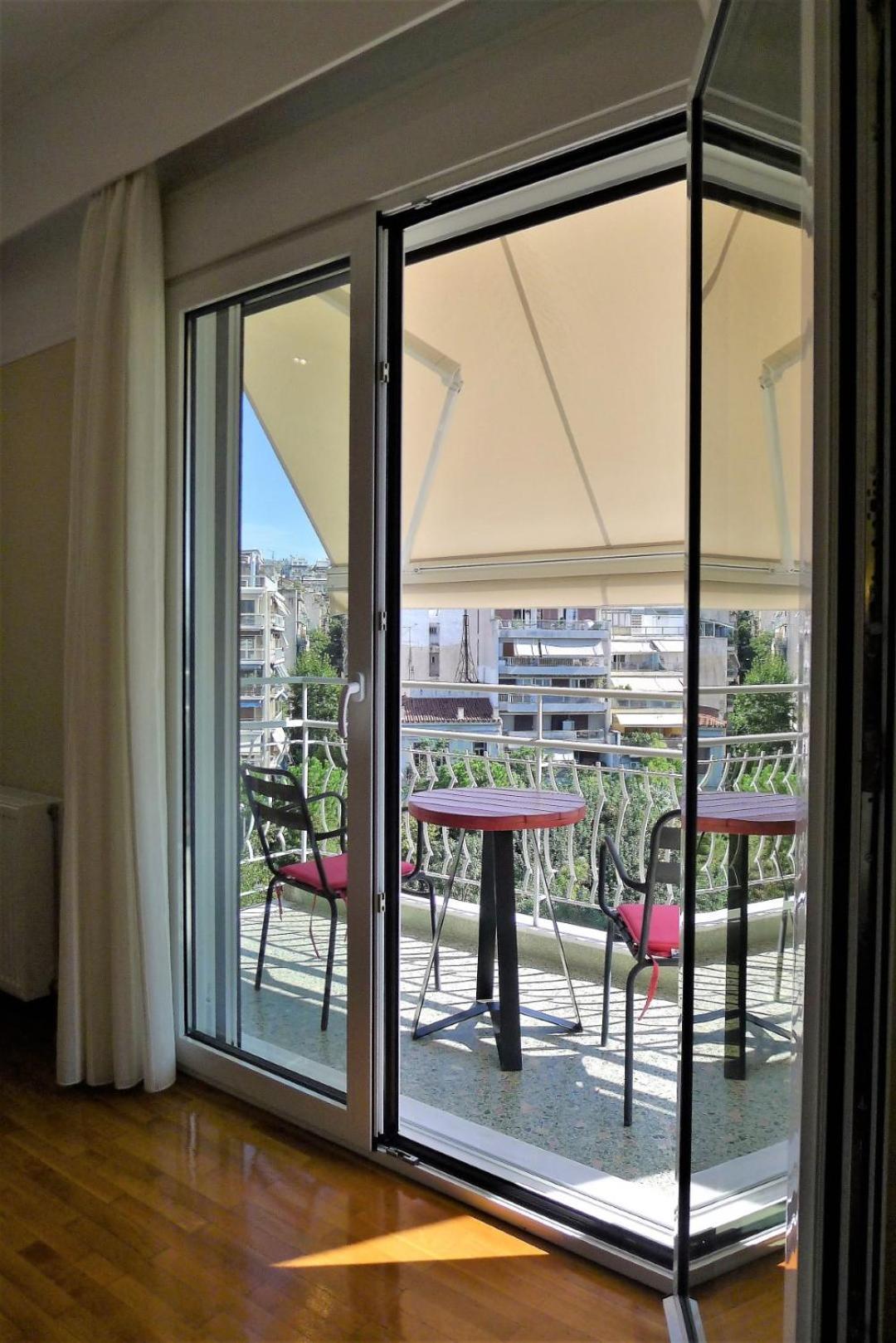 Smart And Elegant Home In The Centre Of Athens Luaran gambar
