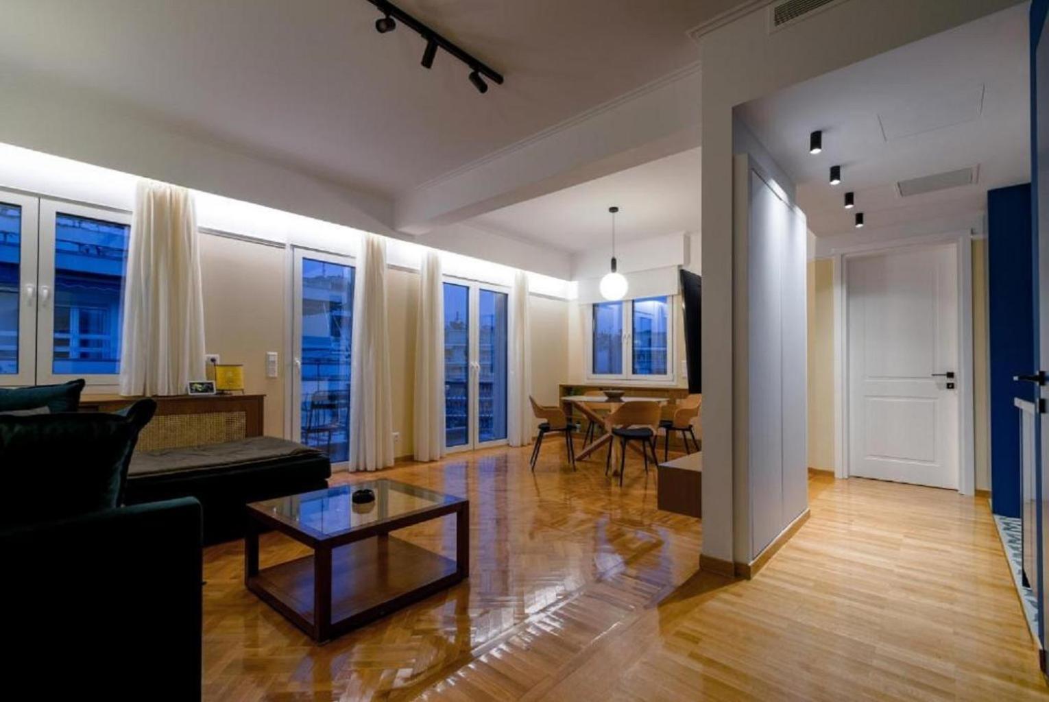 Smart And Elegant Home In The Centre Of Athens Luaran gambar