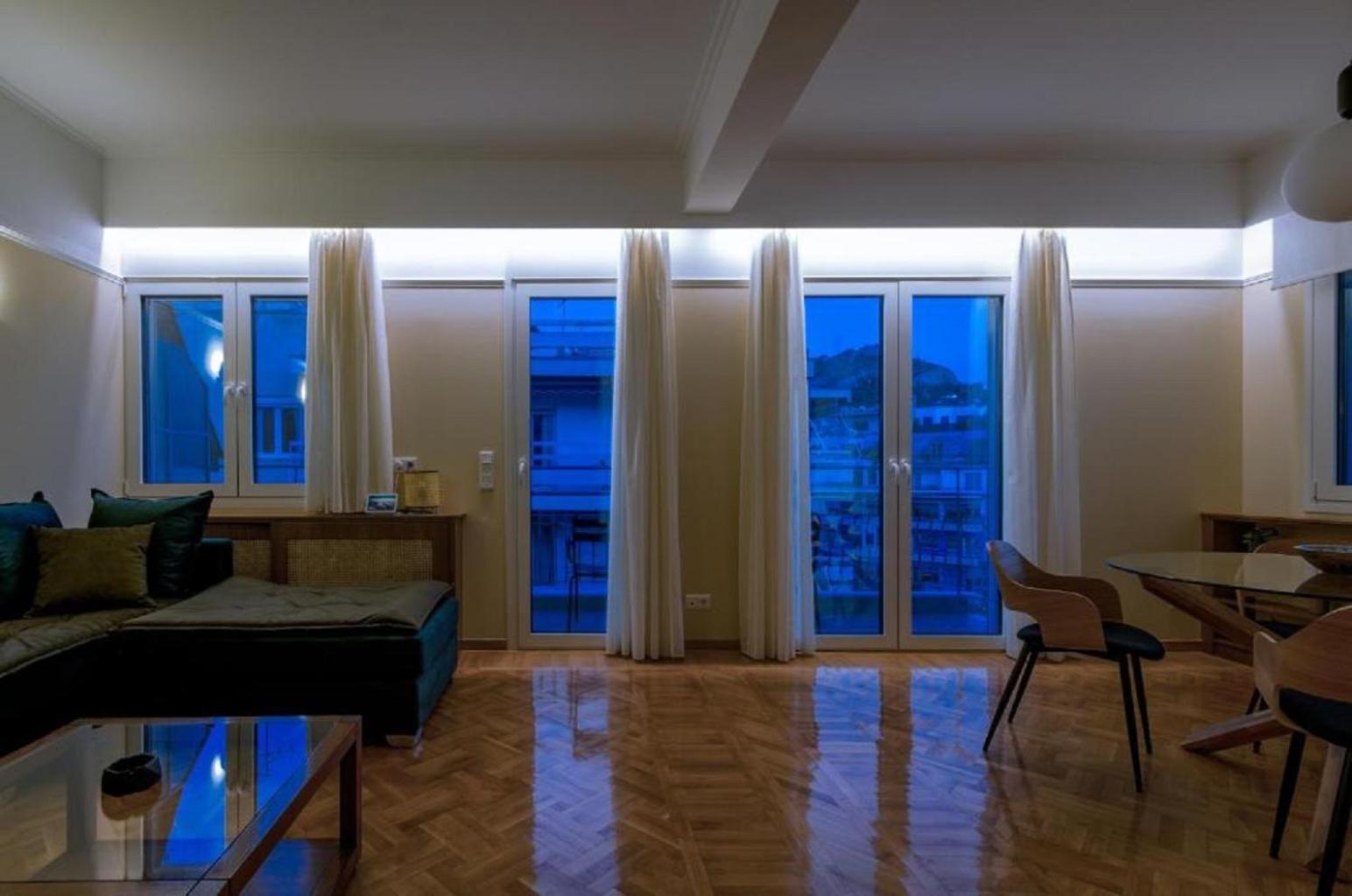 Smart And Elegant Home In The Centre Of Athens Luaran gambar