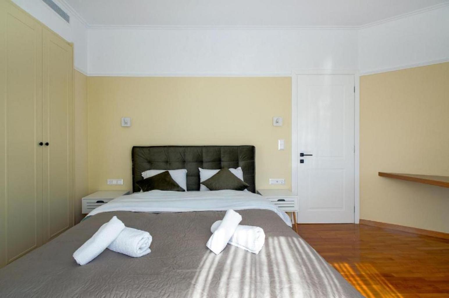 Smart And Elegant Home In The Centre Of Athens Luaran gambar