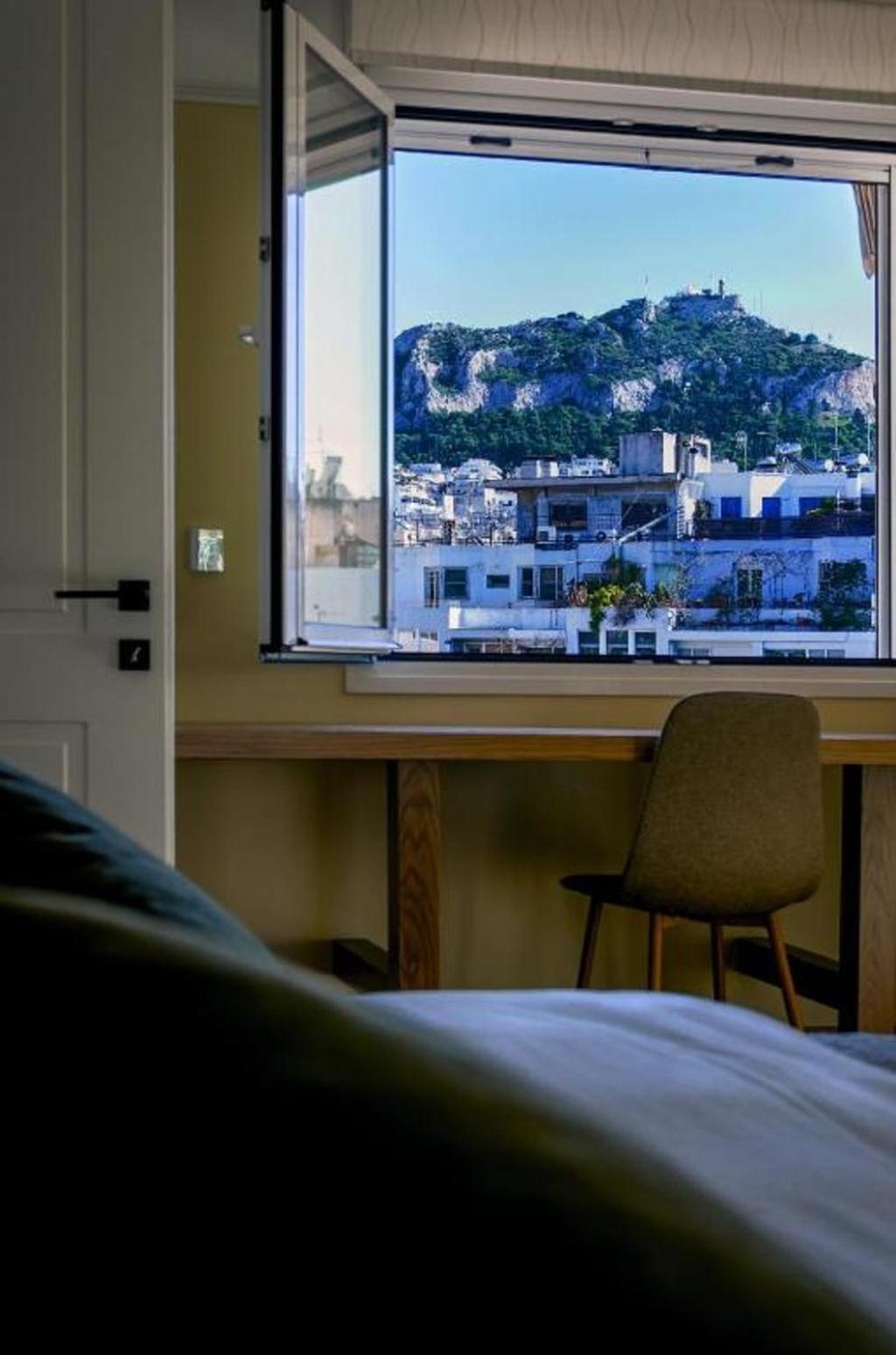 Smart And Elegant Home In The Centre Of Athens Luaran gambar
